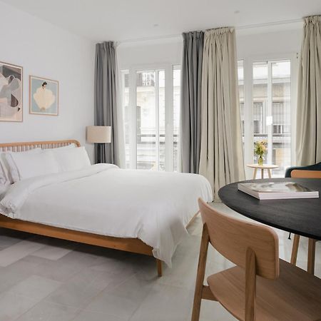 Sonder Santa Ana Aparthotel Madrid Bagian luar foto