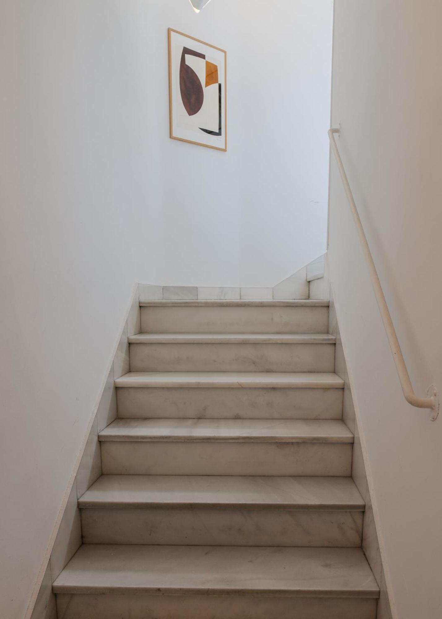 Sonder Santa Ana Aparthotel Madrid Bagian luar foto